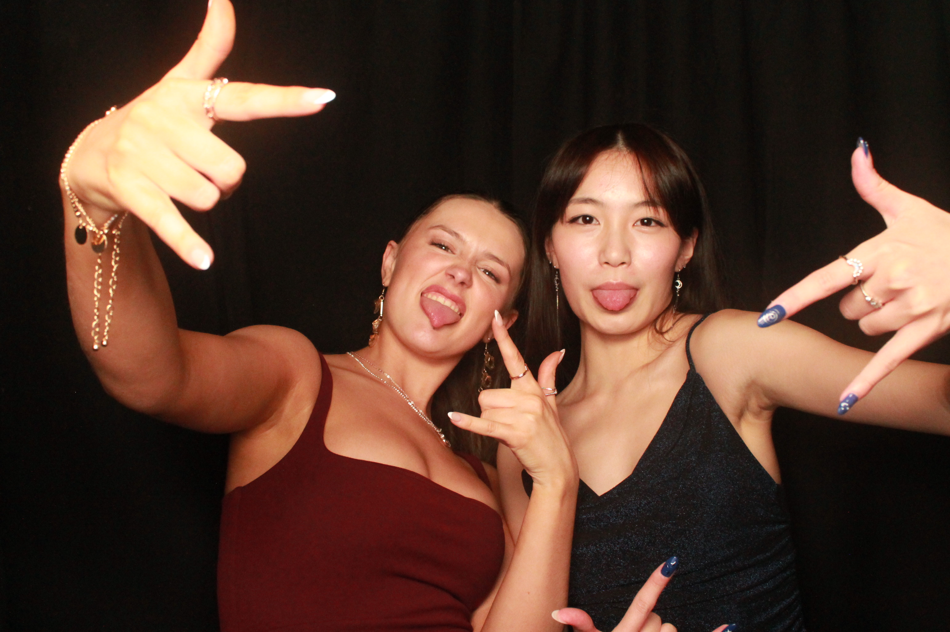 St Orans College Ball 2025 - Booth 2 | View more photos from the event at wgtngallery.classicphotobooths.co.nz/u/wgtncpbgallery/St-Orans-College-Ball-2025-Booth-2