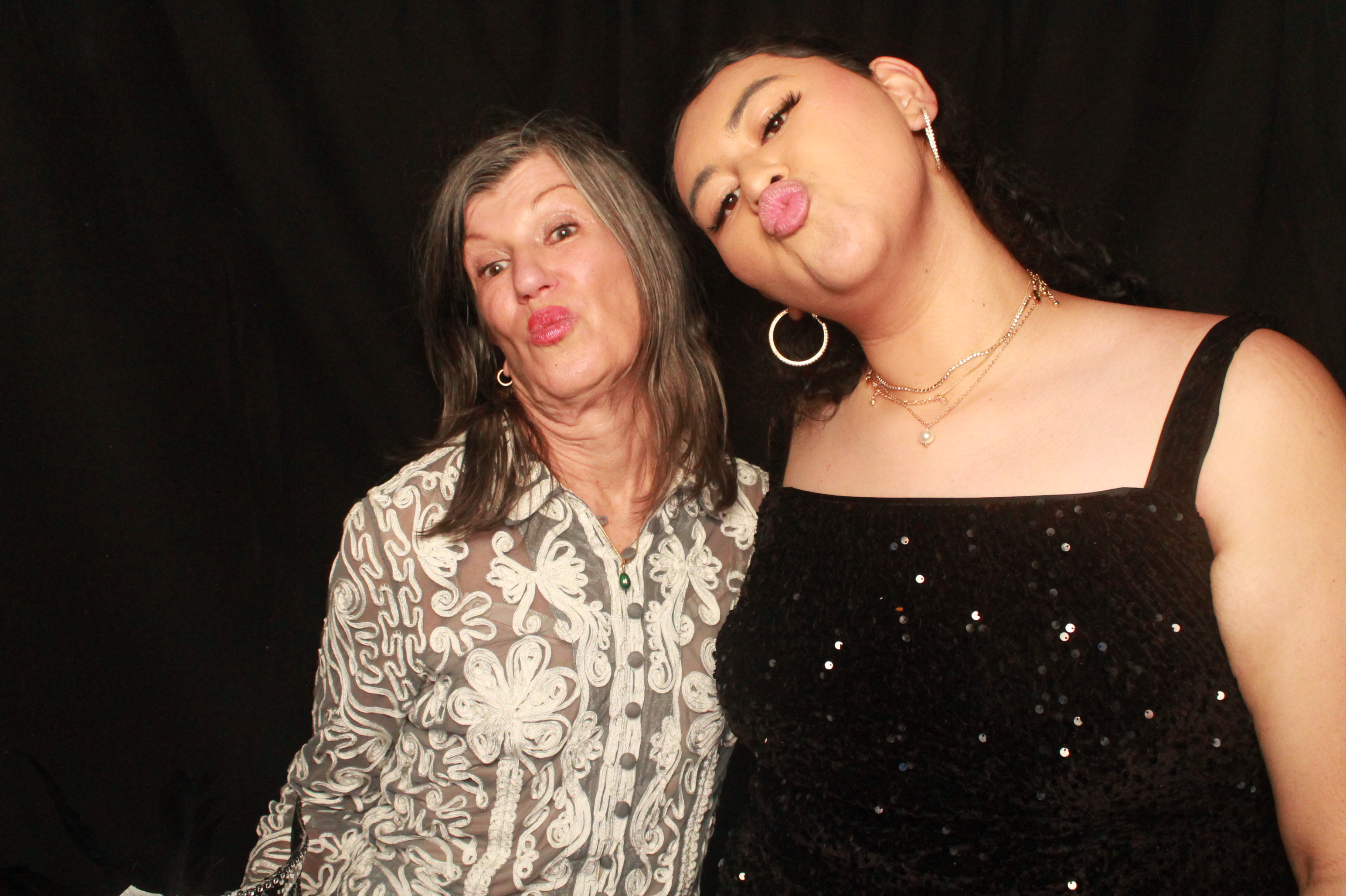 St Orans College Ball 2025 - Booth 2 | View more photos from the event at wgtngallery.classicphotobooths.co.nz/u/wgtncpbgallery/St-Orans-College-Ball-2025-Booth-2