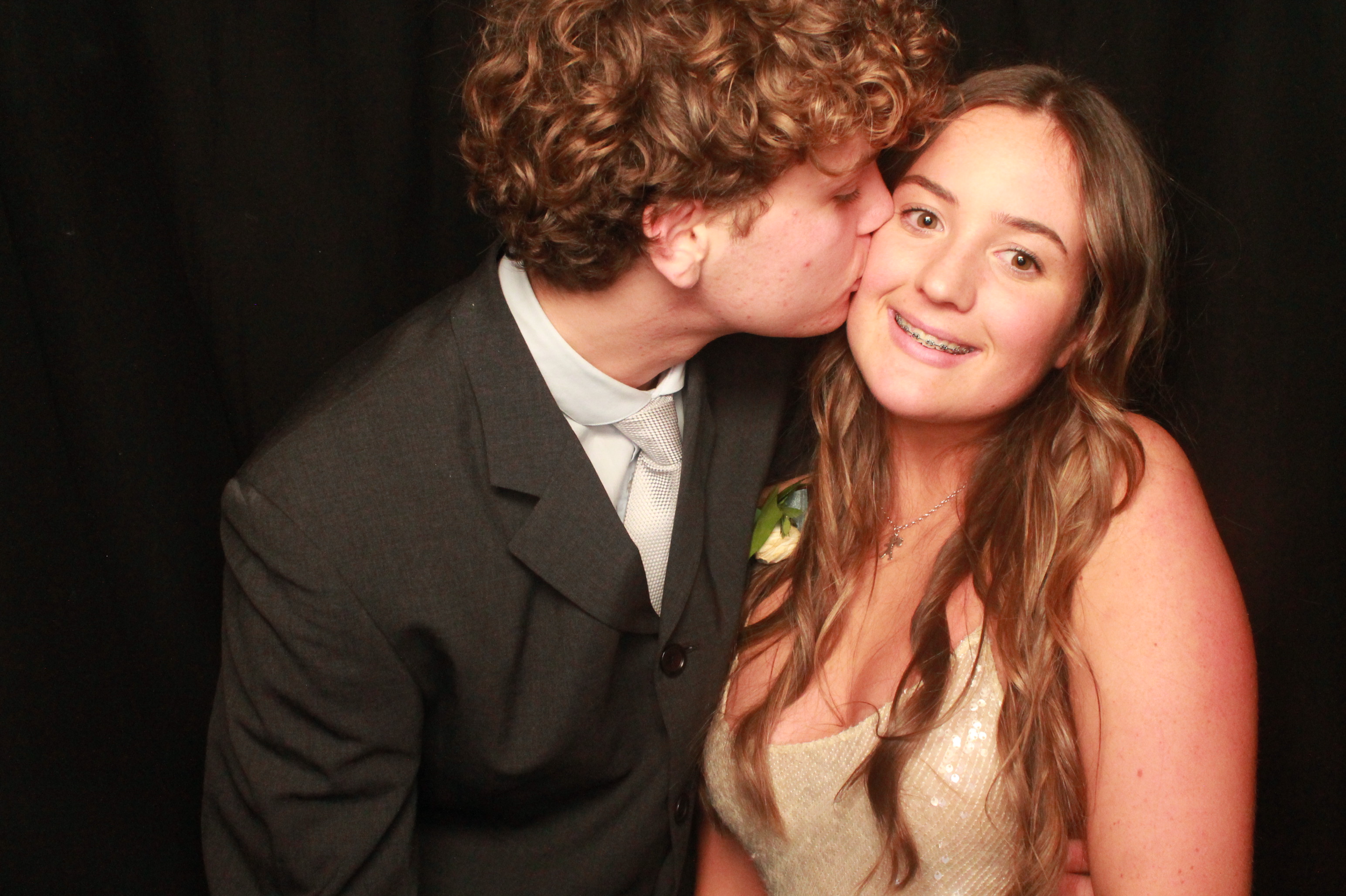 St Orans College Ball 2025 - Booth 2 | View more photos from the event at wgtngallery.classicphotobooths.co.nz/u/wgtncpbgallery/St-Orans-College-Ball-2025-Booth-2