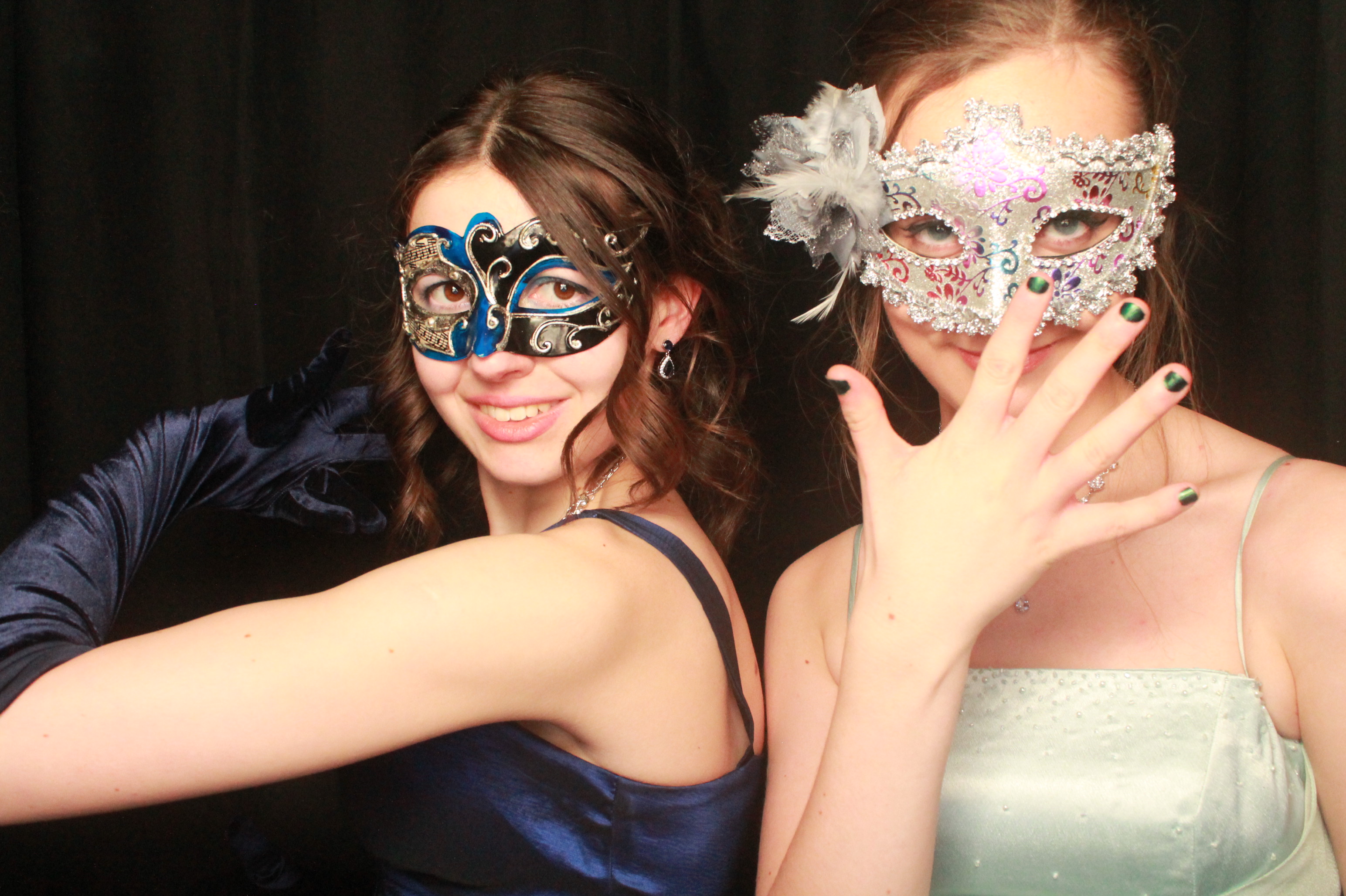 St Orans College Ball 2025 - Booth 2 | View more photos from the event at wgtngallery.classicphotobooths.co.nz/u/wgtncpbgallery/St-Orans-College-Ball-2025-Booth-2