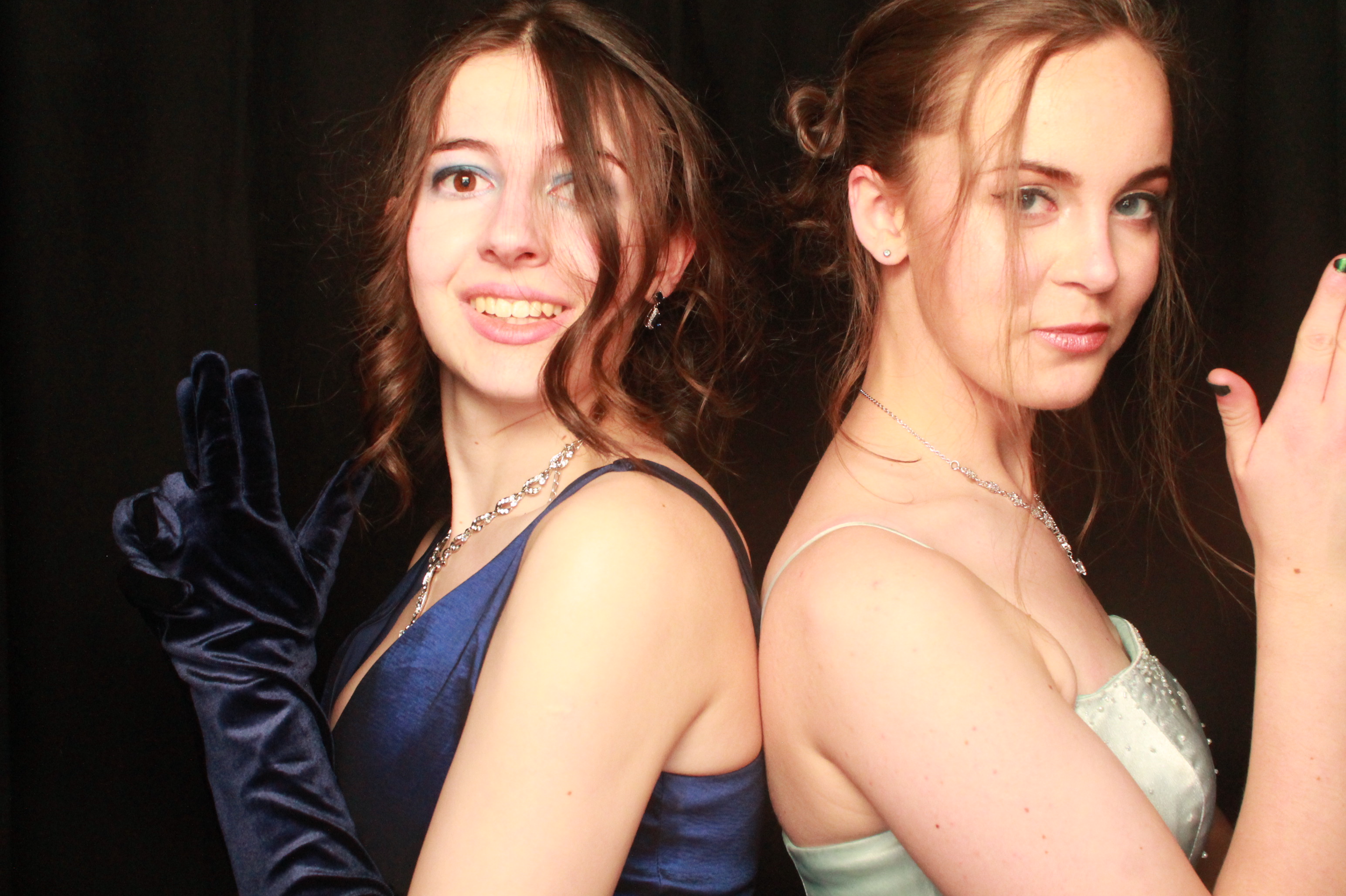 St Orans College Ball 2025 - Booth 2 | View more photos from the event at wgtngallery.classicphotobooths.co.nz/u/wgtncpbgallery/St-Orans-College-Ball-2025-Booth-2