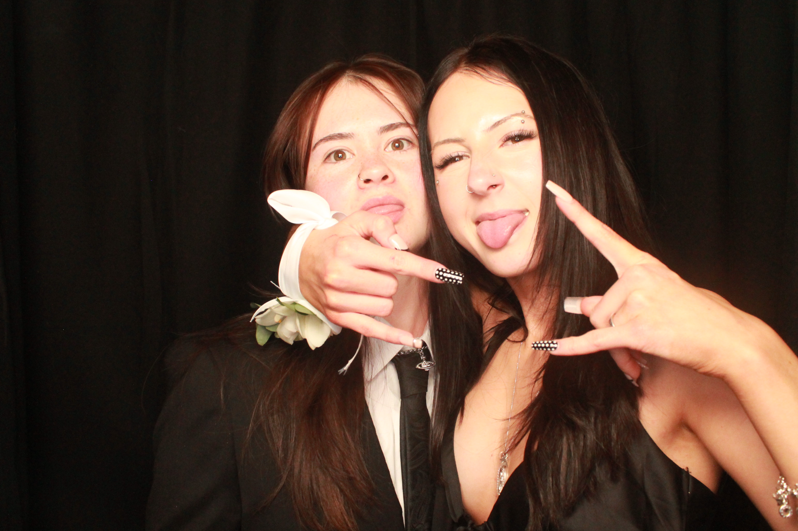 St Orans College Ball 2025 - Booth 2 | View more photos from the event at wgtngallery.classicphotobooths.co.nz/u/wgtncpbgallery/St-Orans-College-Ball-2025-Booth-2