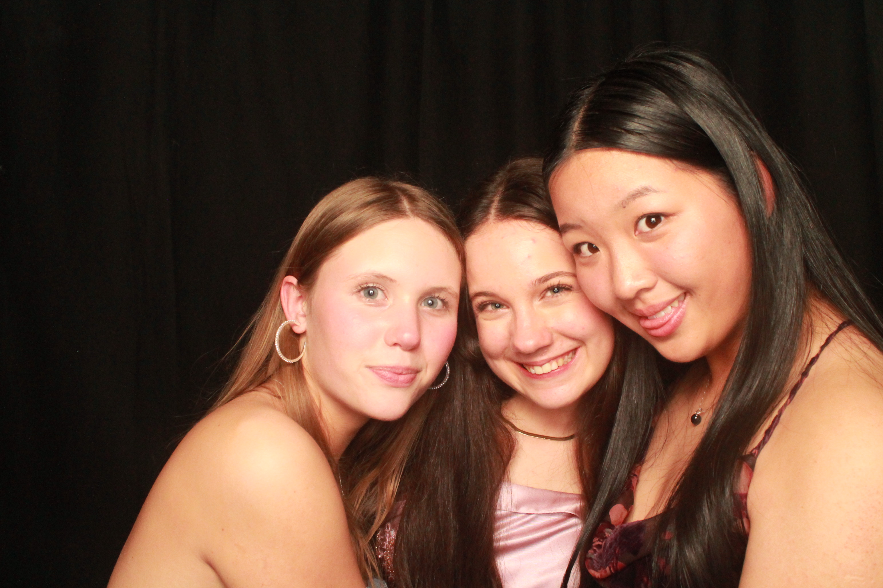 St Orans College Ball 2025 - Booth 2 | View more photos from the event at wgtngallery.classicphotobooths.co.nz/u/wgtncpbgallery/St-Orans-College-Ball-2025-Booth-2