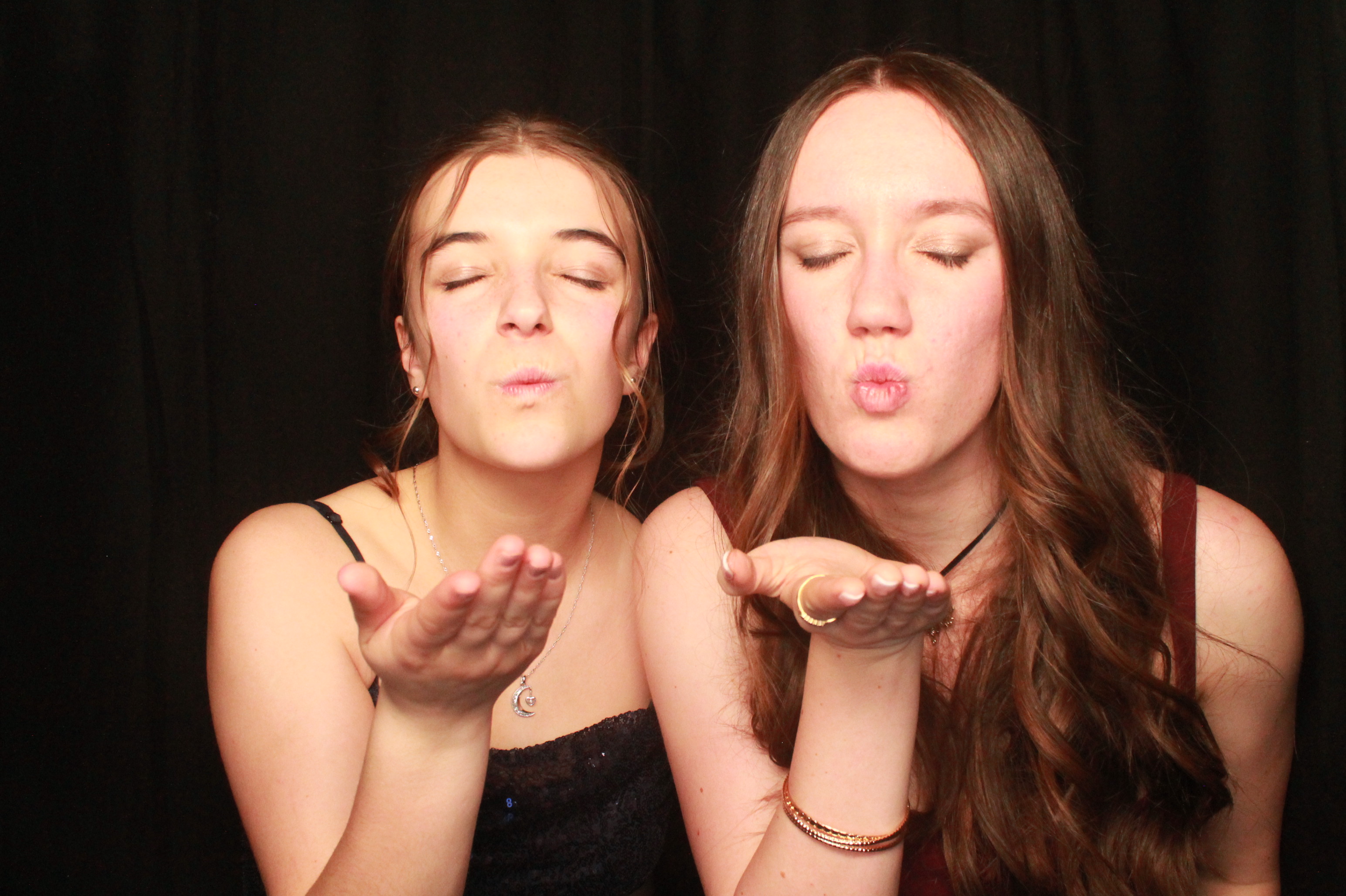 St Orans College Ball 2025 - Booth 2 | View more photos from the event at wgtngallery.classicphotobooths.co.nz/u/wgtncpbgallery/St-Orans-College-Ball-2025-Booth-2