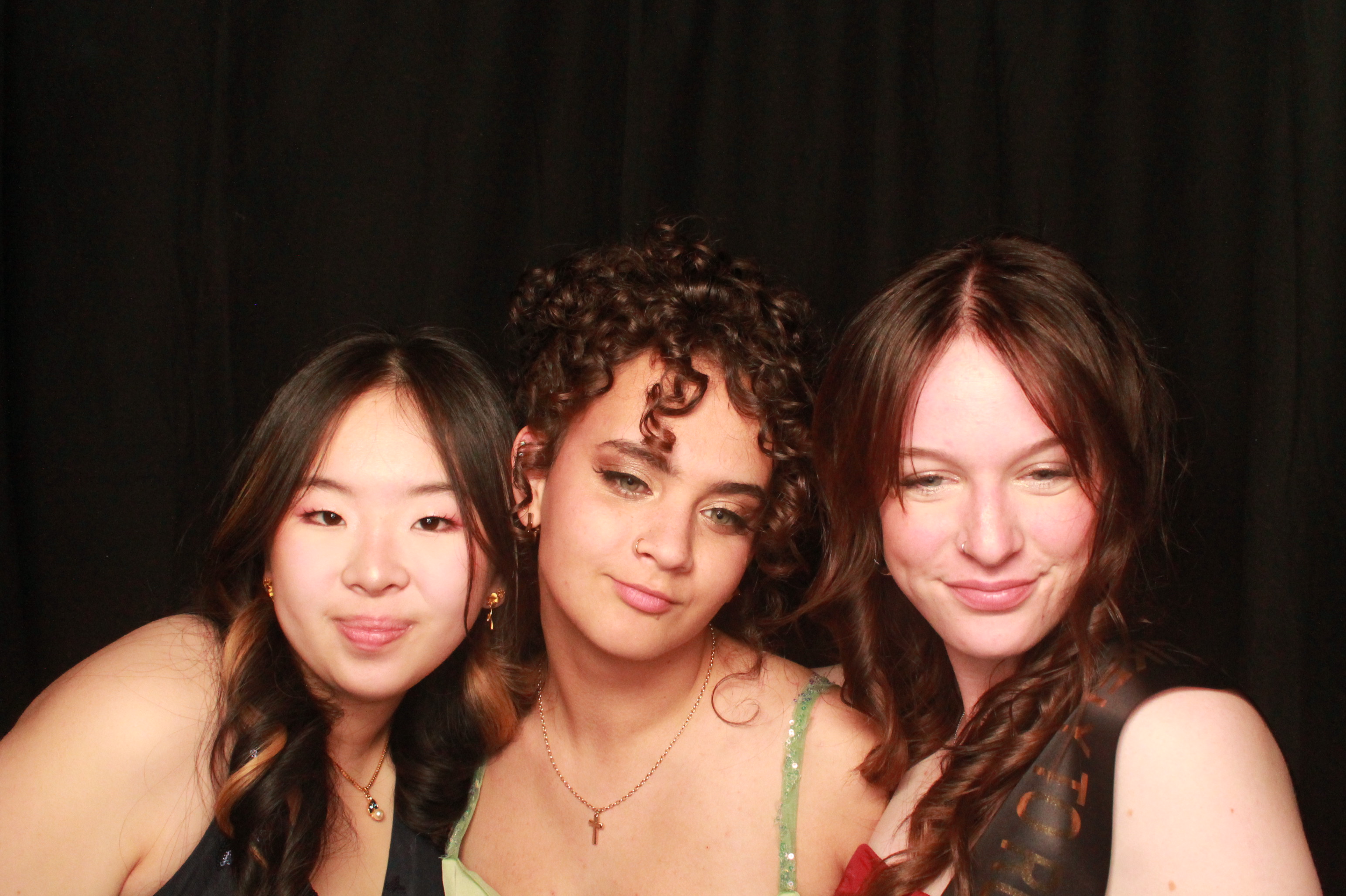 St Orans College Ball 2025 - Booth 2 | View more photos from the event at wgtngallery.classicphotobooths.co.nz/u/wgtncpbgallery/St-Orans-College-Ball-2025-Booth-2